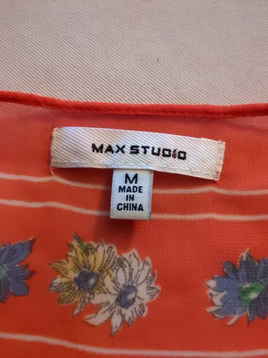 M Flowered Blouse / Top with Split Sleeves - Picture 12 of 14